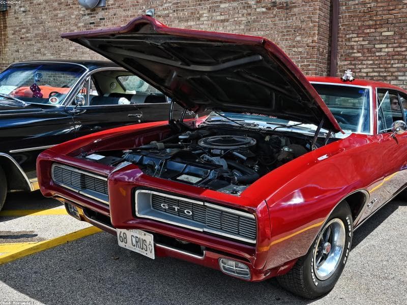 PONTIAC lemans v6